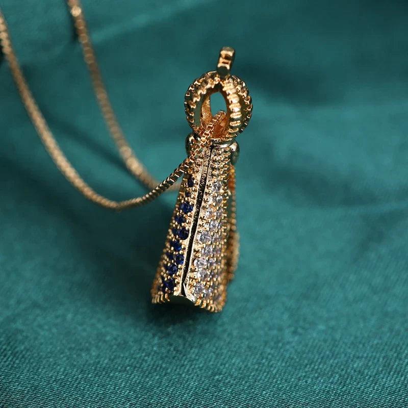 Colar Feminino Nossa Senhora Aparecida Banhado a Ouro 18k + Pedras de Zircônia (Dupla Face)