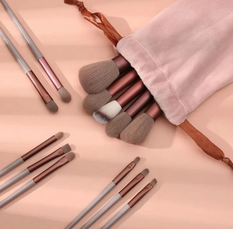 Kit de 13 pincéis para maquiagem + Brinde bag de veludo