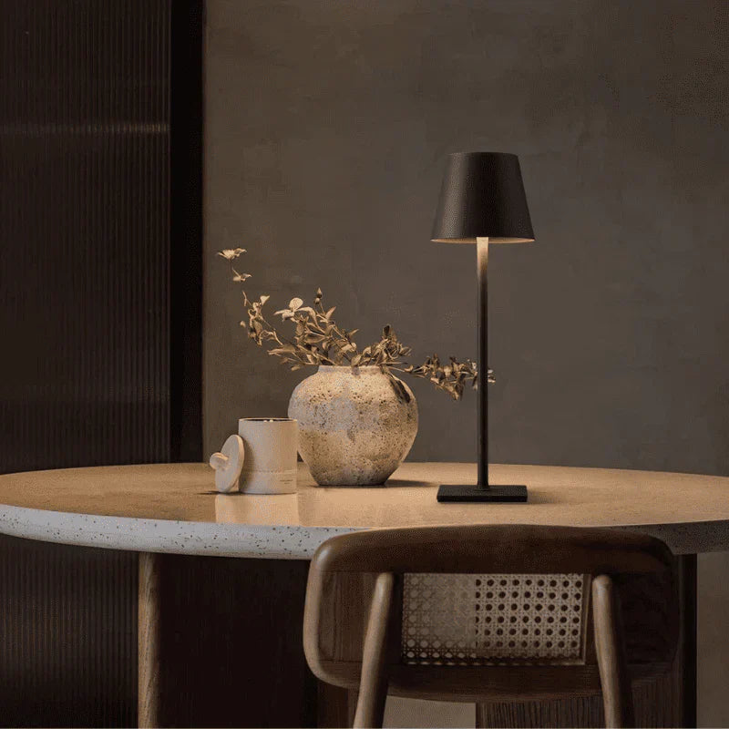 Luminária de Mesa LED Abajur Quarto Sala Portátil