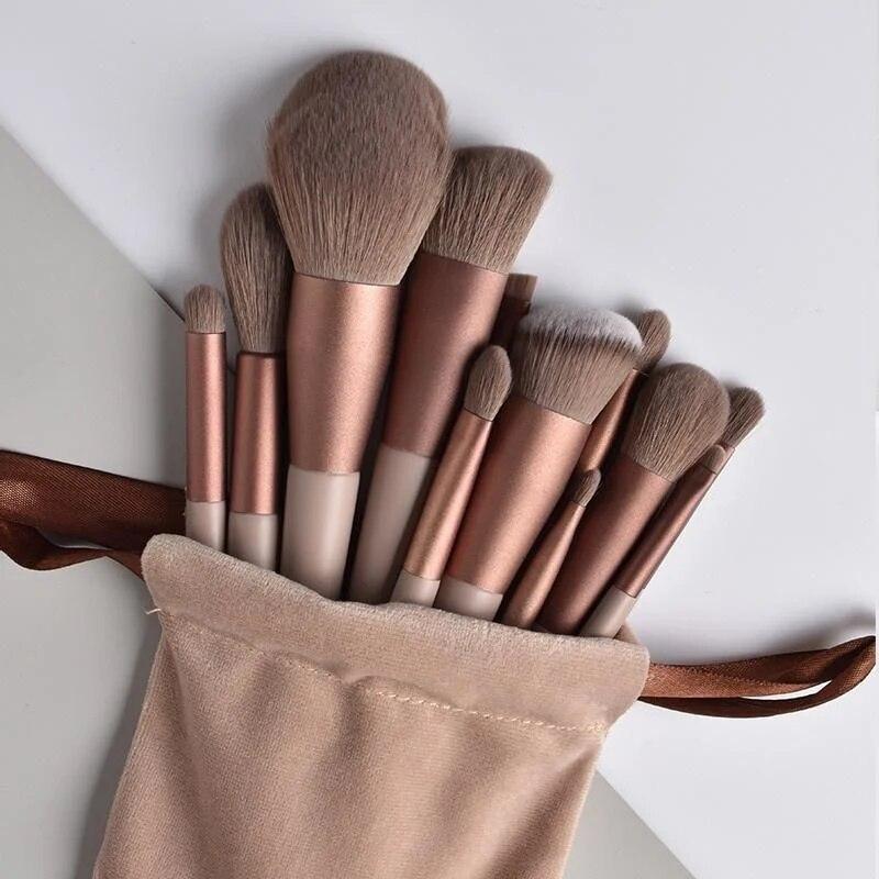 Kit de 13 pincéis para maquiagem + Brinde bag de veludo